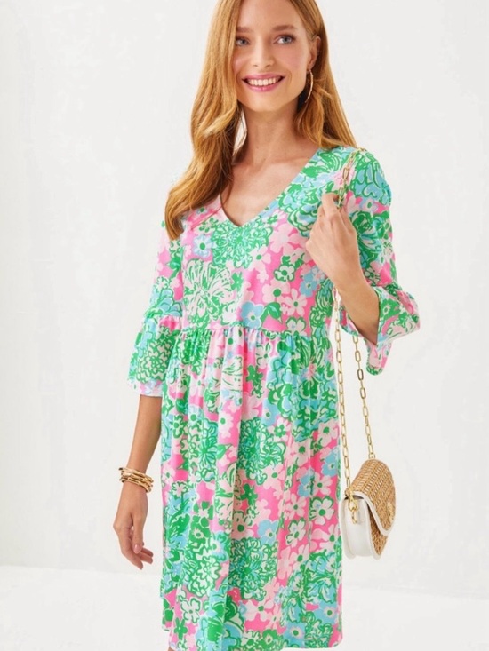Lilly Pulitzer Dresses & Skirts - Lilly Pulitzer Pink, Green & Light Blue Floral V-Neck Dress